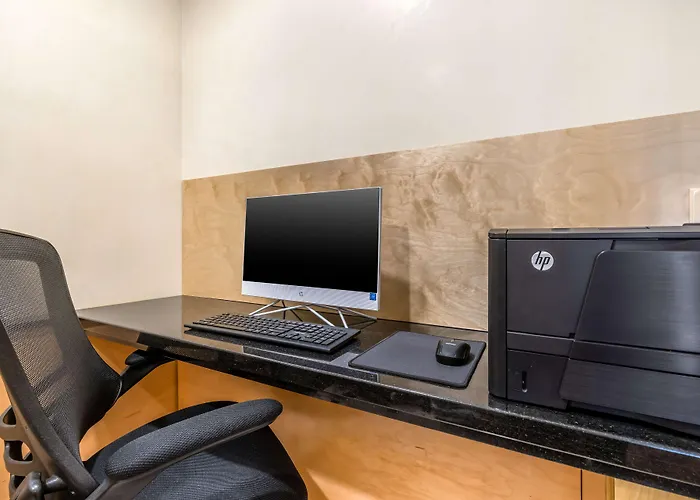 Best Western Plus Orange County Airport North